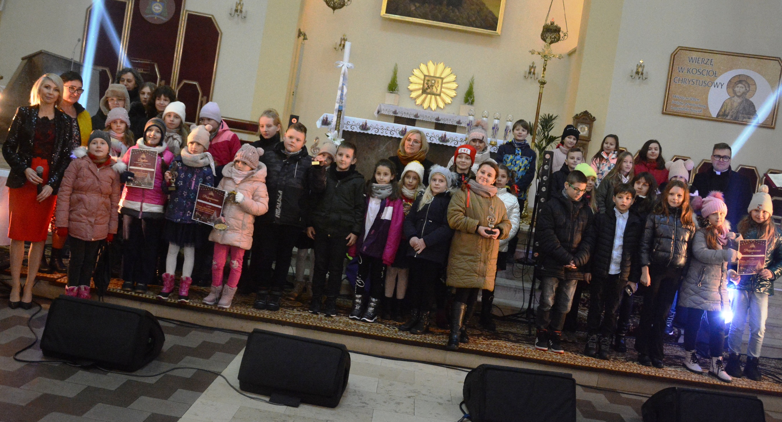 Wielbili Pana Boga pięknym śpiewem kolęd i pastorałek