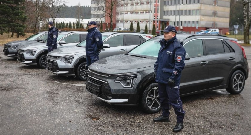 Nieoznakowane auto trafiło do Skarżyska