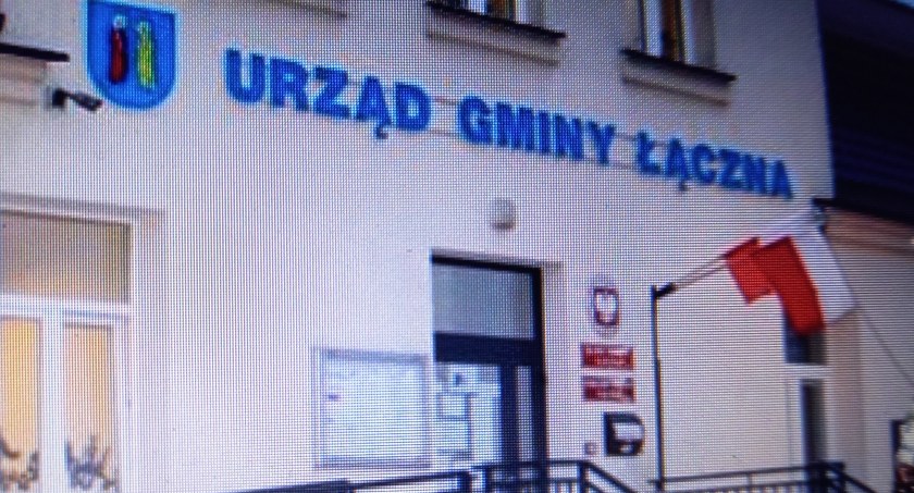 Niepewny los szkoły w gminie Łączna