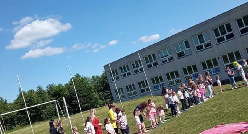  Łączna. Los szkoły w Zaleziance przesądzony!