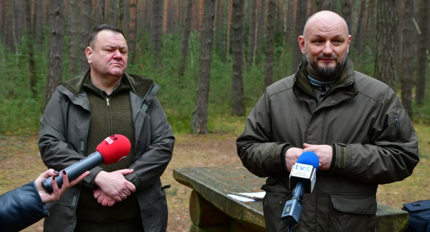 Mieszkańcy osiedla Bór zaniepokojeniu wycinką drzew , Nadleśnictwo Suchedniów wyjaśnia 
