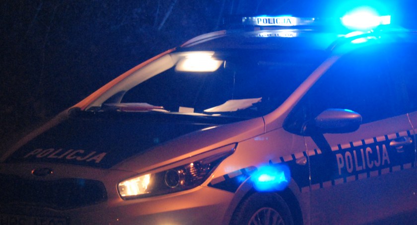 Ten telefon postawił służby na nogi. Policjanci ze Skarżyska Kamiennej uratowali ludzkie życie