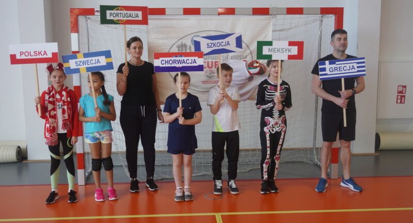 Rodzinna Olimpiada Siatkarska z okazji 25-lecia Powiatu Skarżyskiego