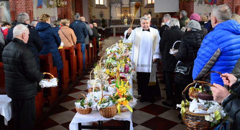 Wielkanocne święcenie pokarmów