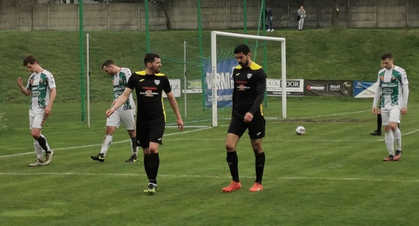Hummel IV liga. Drugie zwycięstwo Orlicza. Piękne bramki Mądzika i Bilskiego 