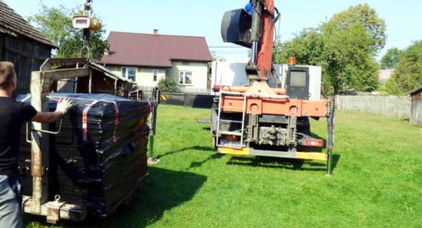 Uwaga! Gminy z powiatu skarżyskiego odbiorą go od Ciebie za darmo!
