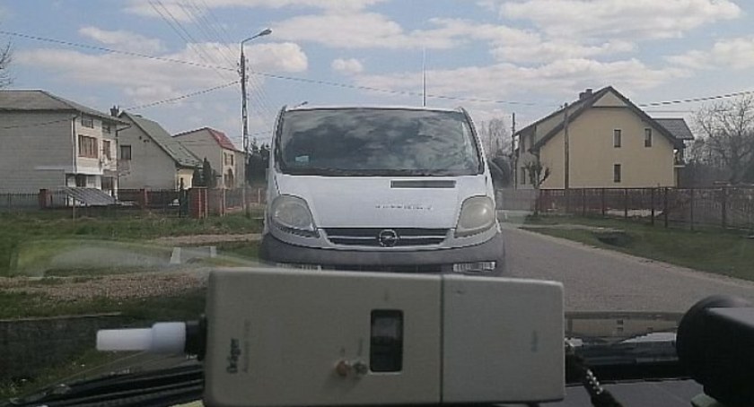 Mieszkaniec powiatu skarżyskiego złamał zakaz. Weekend zaczął się dla niego fatalnie