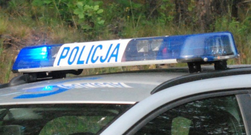 Złodziej w skarżyskiej drogerii. Teraz szukają go policjanci