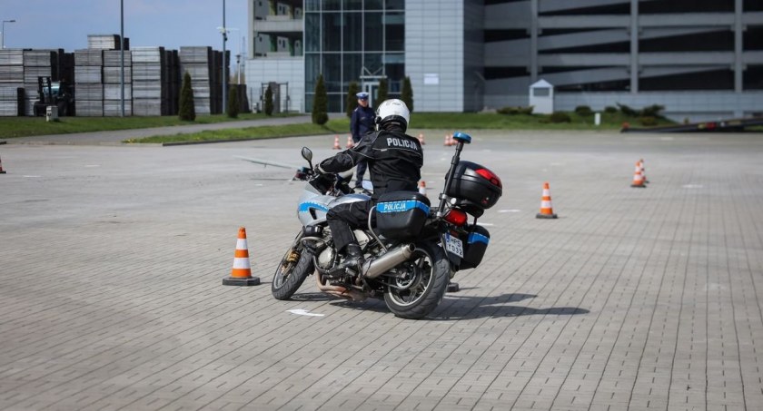 Skarżyski policjant najlepszym motocyklistą