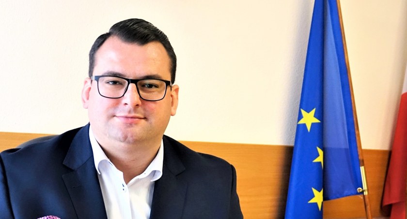 Konrad Krönig, prezydent Skarżyska-Kamiennej, ogłasza start do Sejmu z PSL i Polski 2050