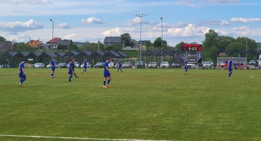 Hummel IV liga. Granat Skarżysko podtrzymuje zwycięską passę. Komplet punktów z Góralem 