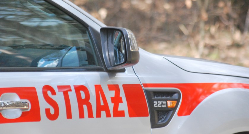 Ewakuacja w szkole w Skarżysku-Kamiennej. Służby na miejscu