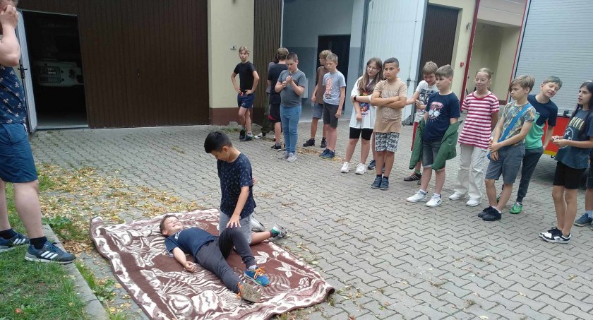 Młodzieżowa Drużyna Pożarnicza w OSP Bliżyn - Dołącz i zdobądź nowe umiejętności!