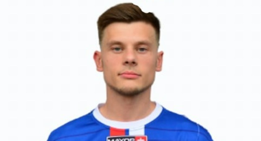 Punkt skarżyskiego Granatu na stadionie w Kielcach. Otwarcie na zero z tyłu