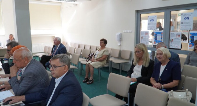 Radni powiatu skarżyskiego obradowali podczas LV sesji