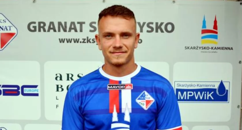 Poznajmy się bliżej - Adrian DOŁĘGOWSKI - stoper drużyny GRANATU