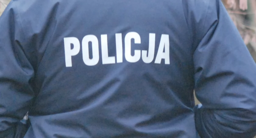 Nietrzeźwy 70-latek spowodował kolizję w Skarżysku-Kamiennej. Grożą mu surowe konsekwencje