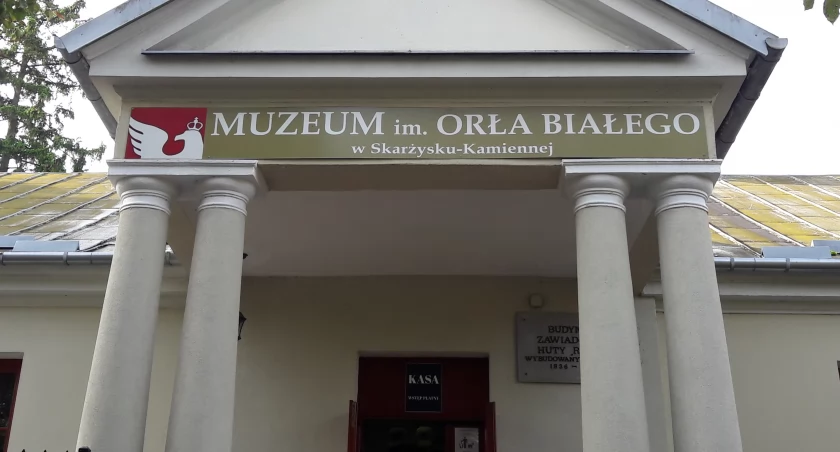 Poznali historię rodziny Ulmów. Seans dla dorosłych i młodzieży w Muzeum im. Orła Białego