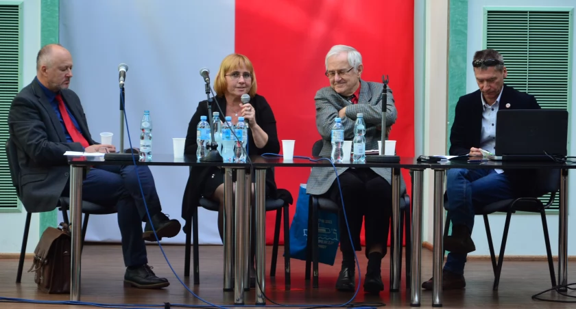 Jubileusz stulecia - otwarcie czy podsumowanie? - debata i konferencja naukowa w stulecie nadania praw miejskich Skarżysku-Kamiennej.