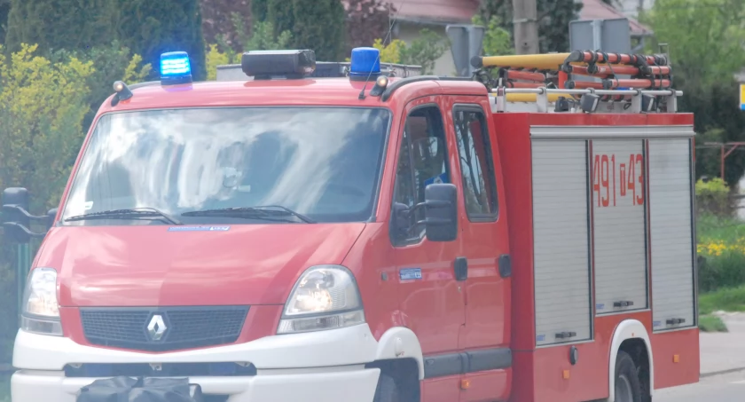 Dramatyczny pożar w Skarżysku-Kamiennej. Szybka reakcja sąsiada uratowała życie