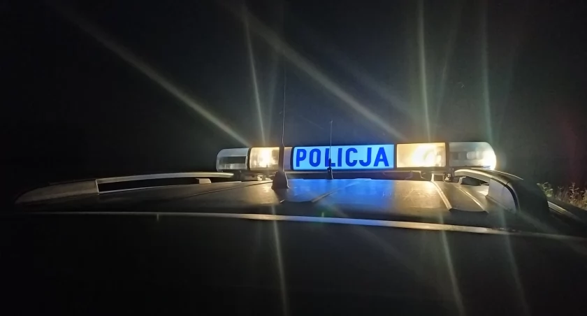 Skarżyscy policjanci ostrzegają. Oszuści ponownie próbują wyłudzić pieniądze od seniorów