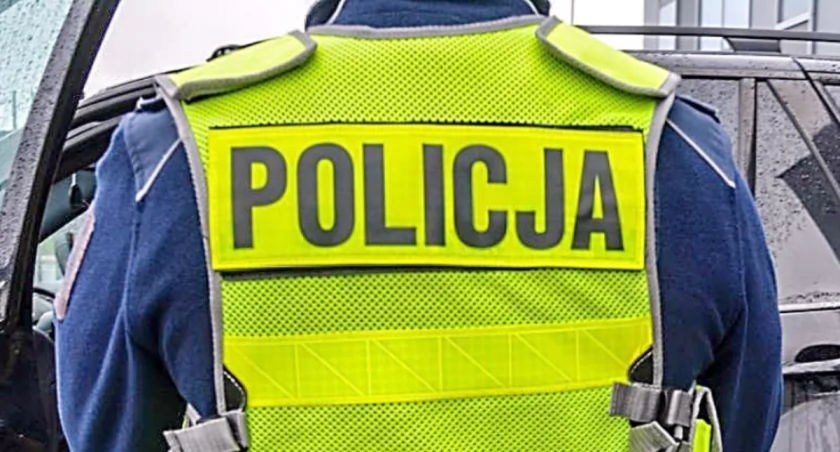 Spore straty po włamaniu w Skarżysku-Kamiennej. Biżuteria, perfumy i gotówka w rękach złodzieja