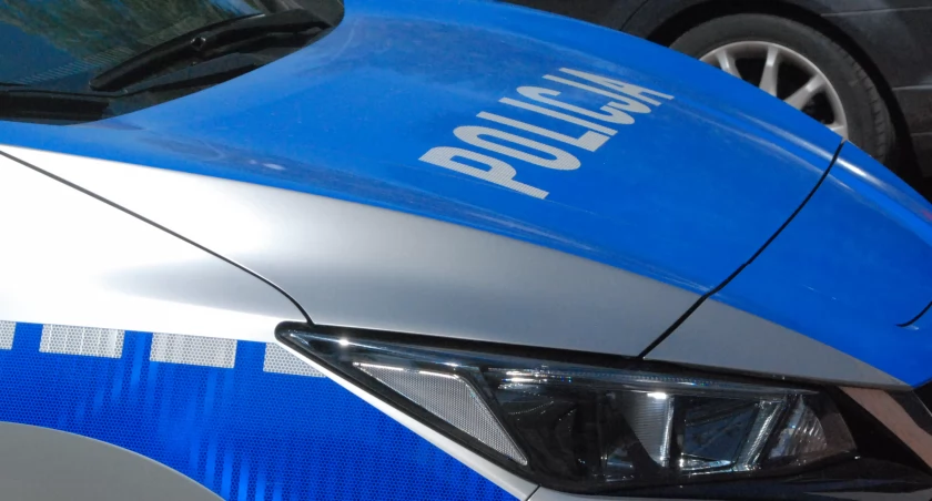 Włamanie w Skarżysku-Kamiennej. Komputerowy sprzęt w rękach złodzieja