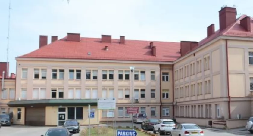 Zadłużenie skarżyskiego szpitala urosło do gigantycznych rozmiarów