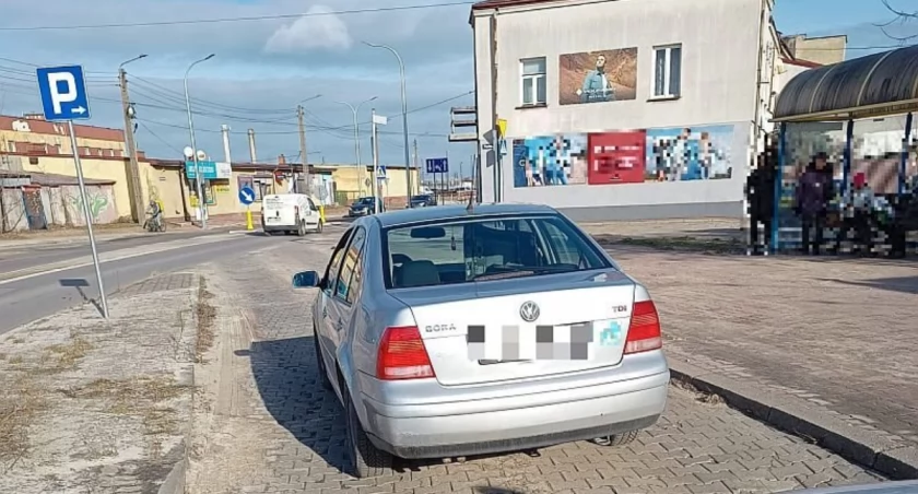 Kierowcy pod wpływem narkotyków na terenie powiatu skarżyskiego. Trzy lata więzienia za jazdę w takim stanie?