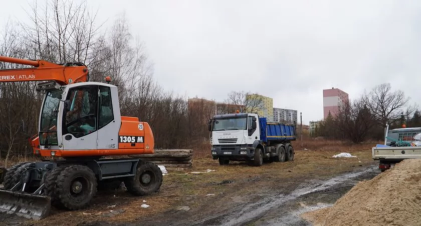 Plac budowy przekazany. Powiat Skarżyski rozpoczyna rozbudowę Al. Tysiąclecia w Skarżysku. Od 22 lutego zmiana w organizacji ruchu na czas trwania inwestycji
