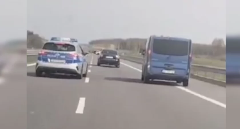 Pijany z zakazem prowadzenia pojazdów. Mknął ekspresową 