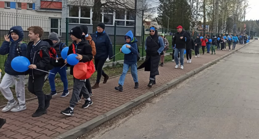 Światowy Dzień Świadomości Autyzmu w Suchedniowie