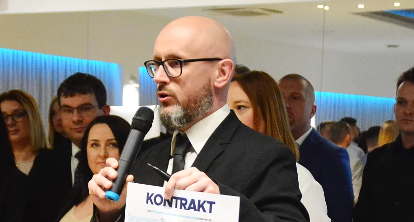 Arkadiusz Bogucki ogłasza swoje zwycięstwo