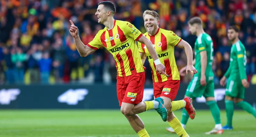 W poniedziałek mecz Puszcza Niepołomice – Korona Kielce. Złocisto-krwiści przywiozą 3 punkty?
