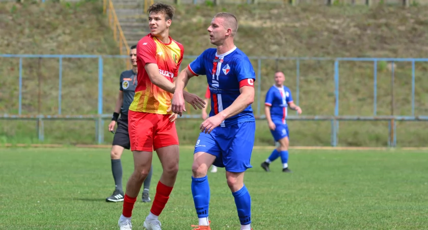 RS Active IV liga. Granat Skarżysko podejmował lidera z Kielc