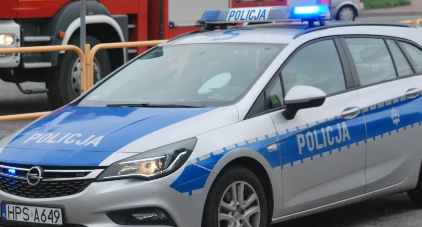 Wypadek w Suchedniowie. 76-letnia kobieta potrącona przez kierowcę samochodu