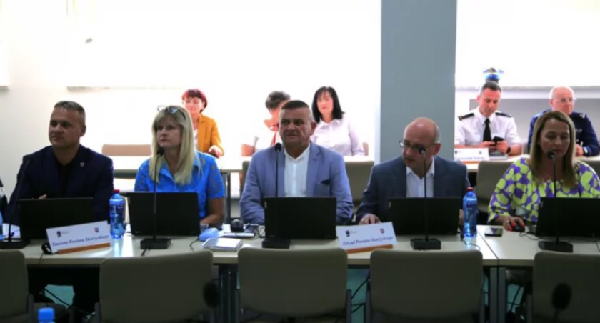 Zarząd Powiatu Skarżyskiego z wotum zaufania i absolutorium za 2023 r.