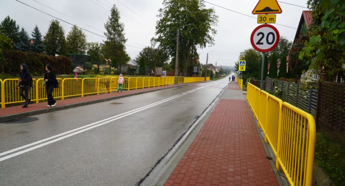 Powiat Skarżyski wybudował kolejny chodnik, tym razem na ulicy Książęcej w Skarżysku-Kamiennej