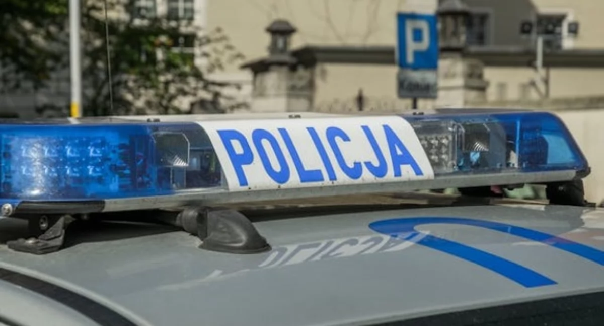 Kradzież z włamaniem w Skarżysku-Kamiennej. Sprawca wciąż poszukiwany