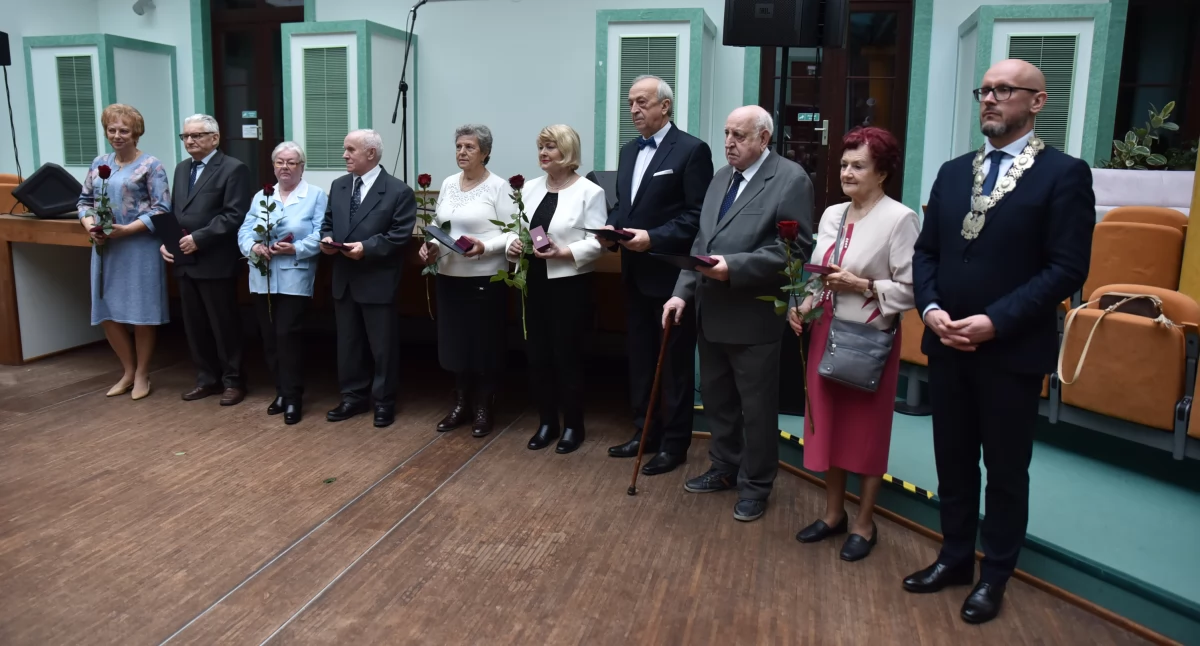 Złote Gody w Skarżysku-Kamiennej – Uroczystość pełna wzruszeń i uznania