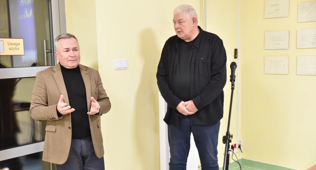 Odkrywanie skarbów Świętokrzyskiego. Spotkanie autorskie z dr. Cezarym Jastrzębskim