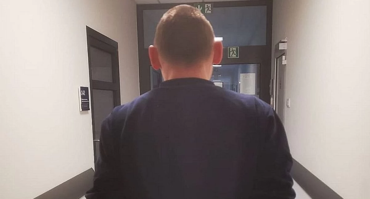 Awantura w skarżyskim banku. Z bronią w ręku groził pracownicy i klientowi