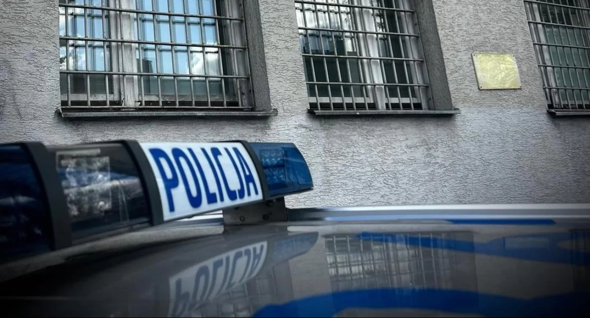 Awantura na osiedlu Przydworcowe. 48-latek znieważył policjantów i naruszył ich nietykalność