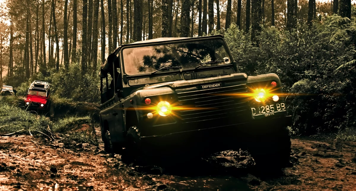 Samochód Jeep z USA – legenda terenowa w nowoczesnym wydaniu