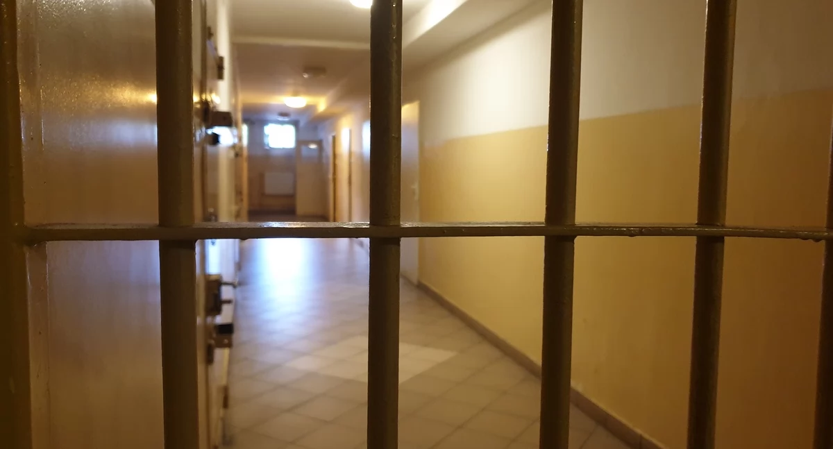 Pijany kierowca zatrzymany w Skarżysku-Kamiennej. Noc spędził w policyjnej celi