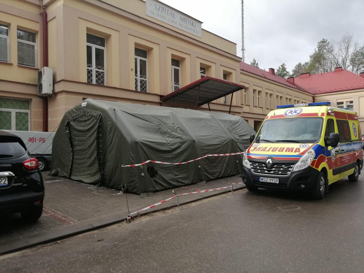 PILNE: U czterech pacjentów skarżyskiego szpitala potwierdzono koronawirusa. Jeden z pacjentów zmarł