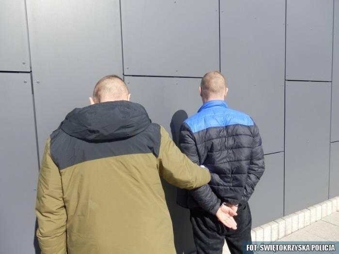 Pobił i okradł, dziś pod dozorem policji