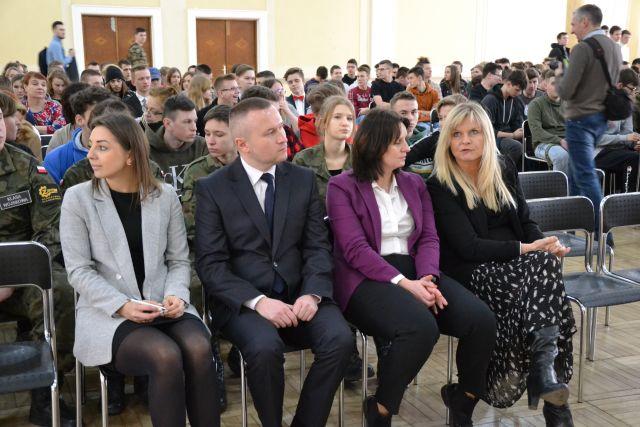 Podziękowania za wzorową postawę