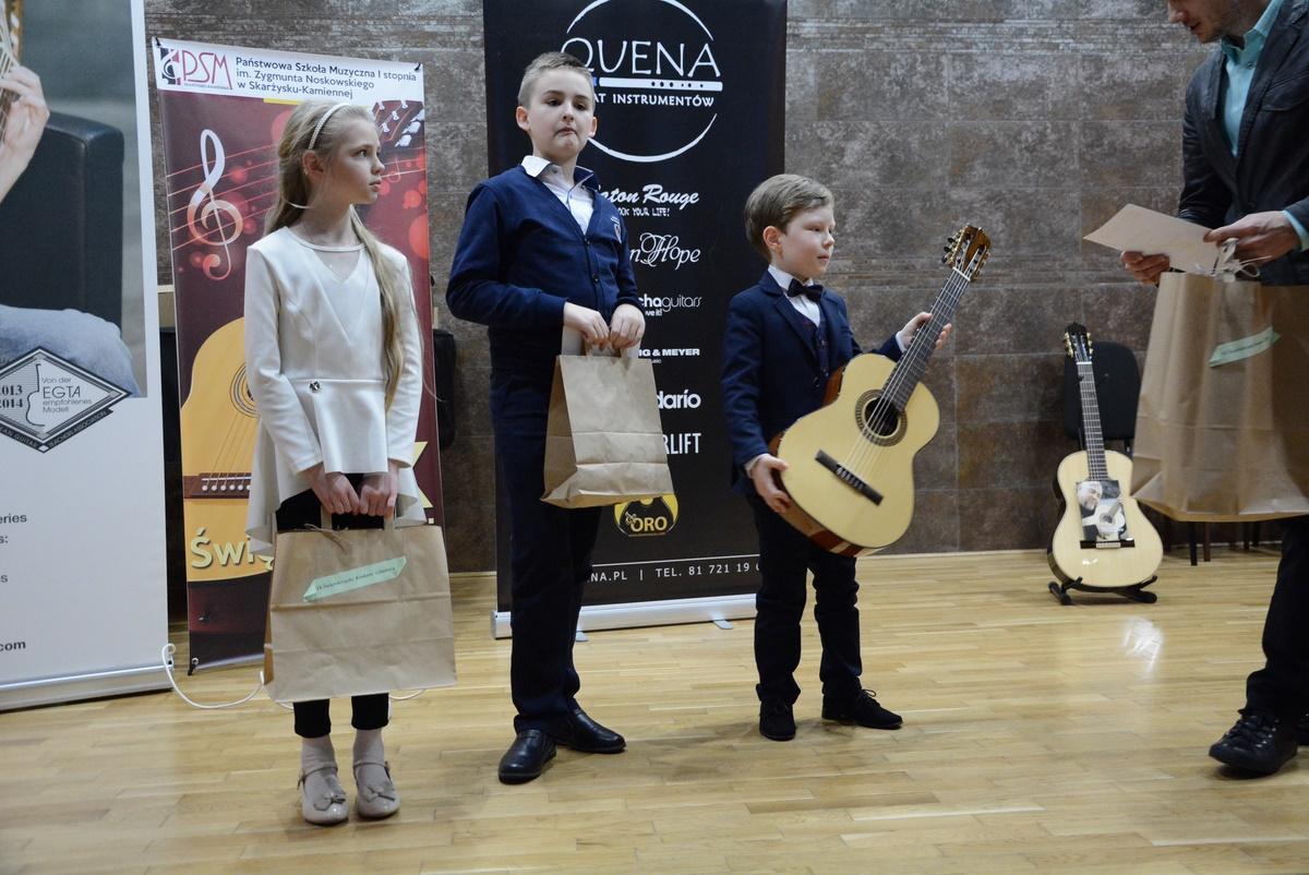 Gitarzyści rywalizowali w IX Świętokrzyskim Konkursie Gitarowym