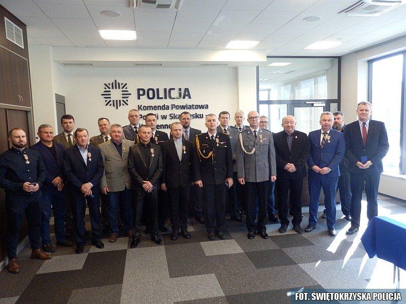 Odebrali medale 100- lecia powstania Policji Państwowej